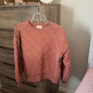 Universal Thread Women's Quilted Crew Neck Sweater - Rust